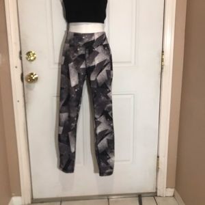 Black and white legging